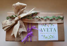 Load image into Gallery viewer, Gift Box with Organic Plush Toy